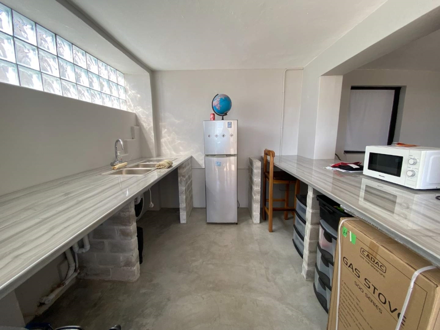 7 Bedroom Property for Sale in Myburgh Park Western Cape